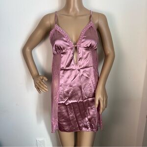 Elegant Pink Lace Trim Satin Chemise